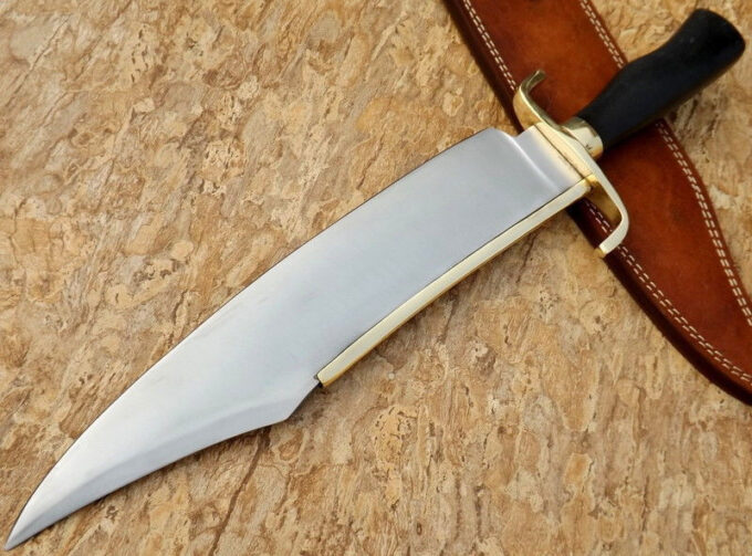 Beautiful-Custom-Handmade-Hunting-Bowie-Knife