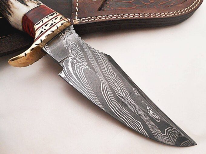 Beautiful-Damascus-Steel-Blade-Pattern