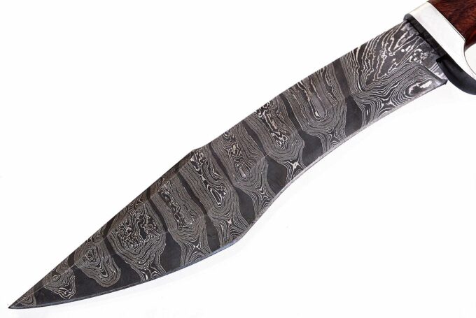 Beautiful-Damascus-Steel-Blade-Pattern