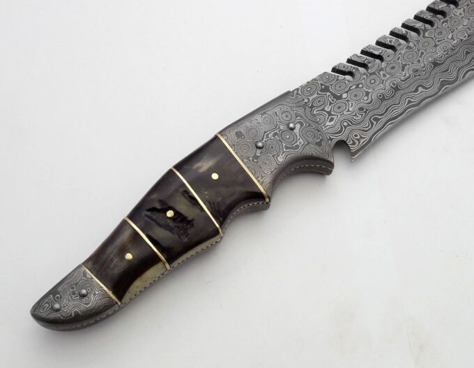 Beautiful-Ram-Horn-Handle-Hunting-Knife