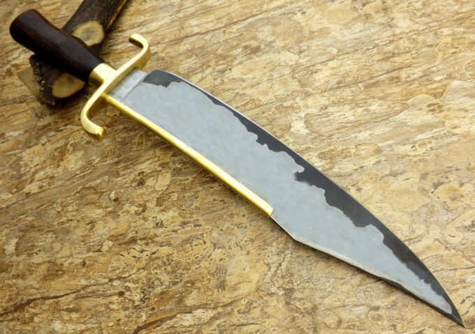 Carbon-Sanmai-Steel-Bowie-Hunting-Knife-With-Leather-Sheath