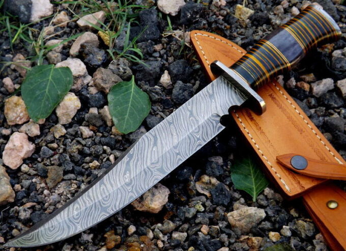 Custom-Handmade-Beautiful-Damascus-Steel-Bowie-Hunting-Knife-With-Colored-Camel-Bone-Handle