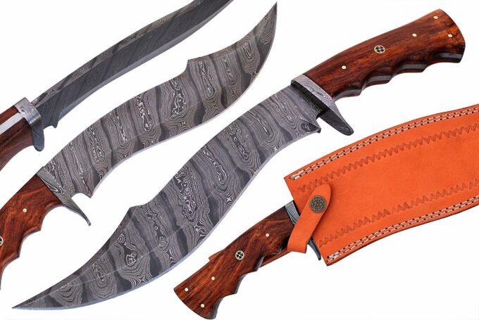 Custom-Handmade-Beautiful-Damascus-Steel-Hunting-Bowie-Knife-With-Leather-Sheath