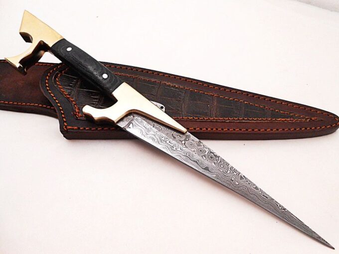 Custom-Handmade-Damascus-Steel-Hunting-Knife-With-Micarta-Handle