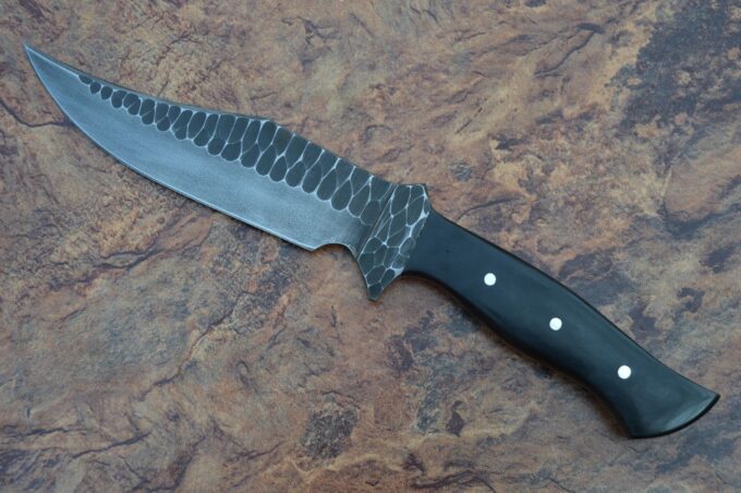 D2-Steel-Hunting-Knife