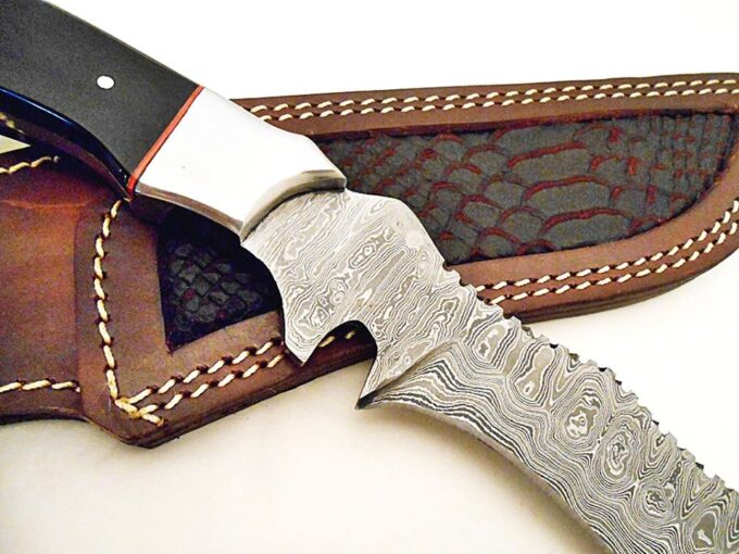 Damascus-Steel-Blade-Knife