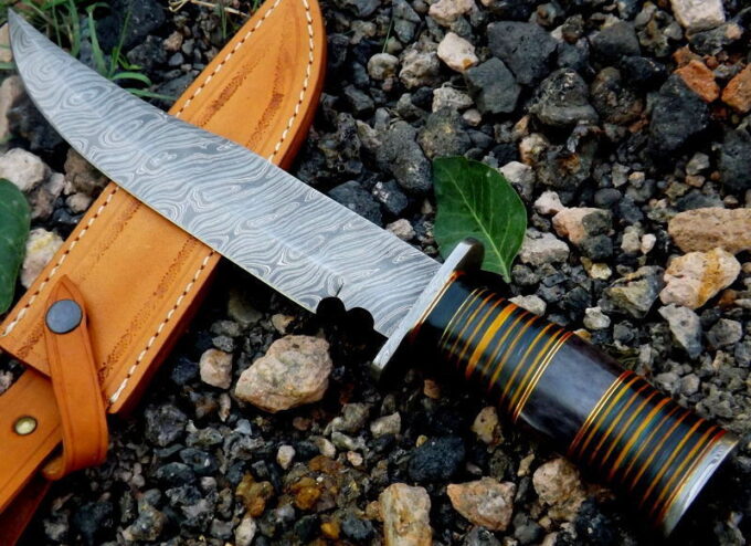 Damascus-Steel-Knife-With-Leather-Sheath