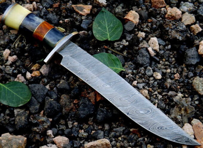 Damascus-Steel-Knife-With-Leather-Sheath