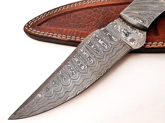 Fabulous Handmade Hunting Knife Damascus Steel Blade - Image 3