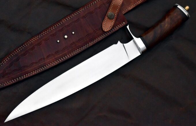 Handmade-D2-Steel-Hunting-Bowie-Knife-Walnut-Wood-Handle-With-Leather-Sheath