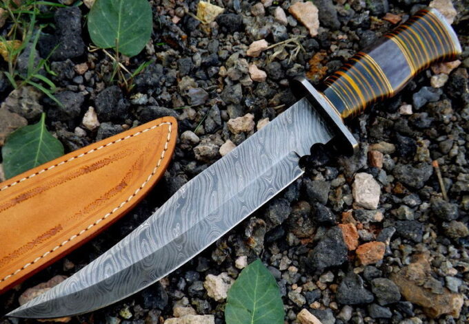 Handmade-Damascus-Steel-Bowie-Hunting-Knife