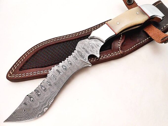 Handmade-Hunting-Knife