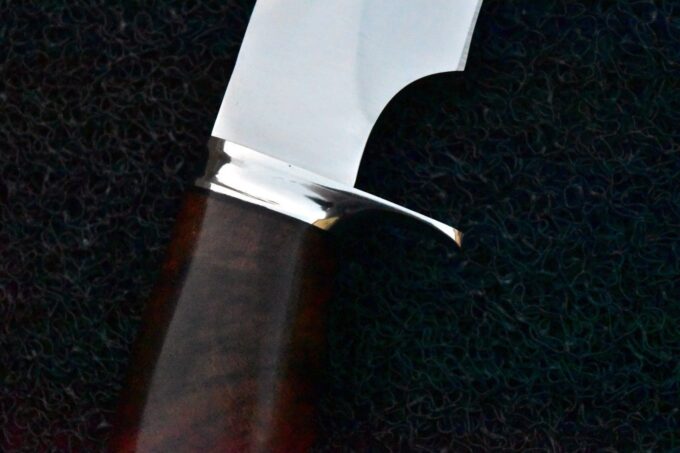 Hunting-Bowie-Handle