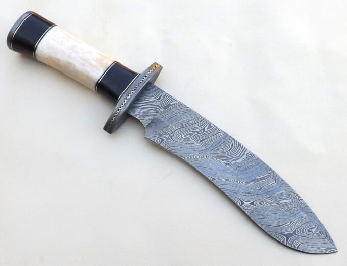 Outdoor-Hunting-Bowie-Knife