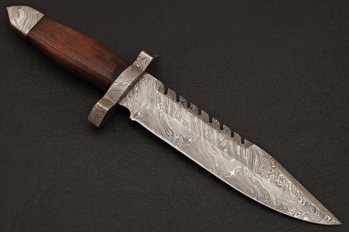 Survival-Damascus-Steel-Hunting-Knife