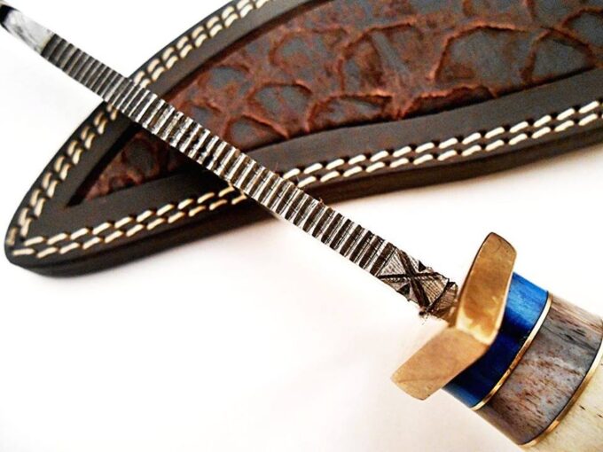 Damascus-Steel-Knife-Blade