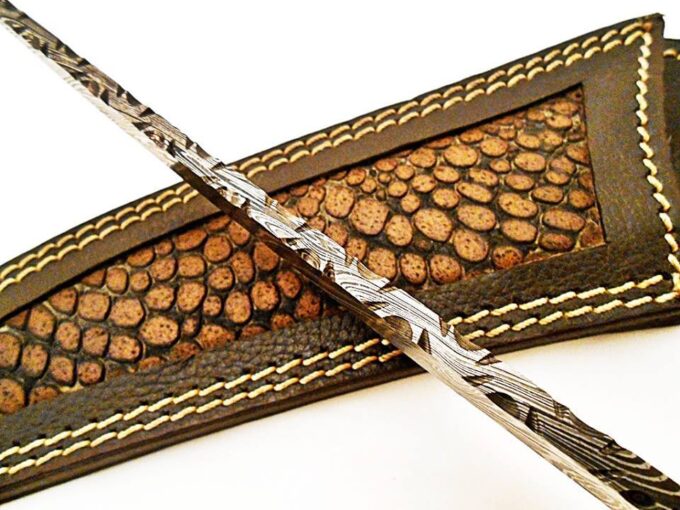 Amazing-Damascus-Steel-Knife-Blade-File-Work