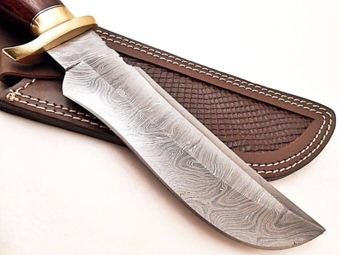 Beautiful-Damascus-Steel-Knife-Blade