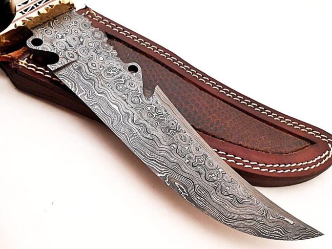 Royal Bowie Hunting Knife Damascus Steel Blade - Image 3