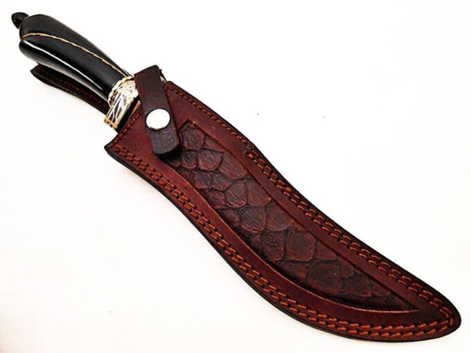 Admirable Bowie Hunting Knife Damascus Steel Blade - Image 2